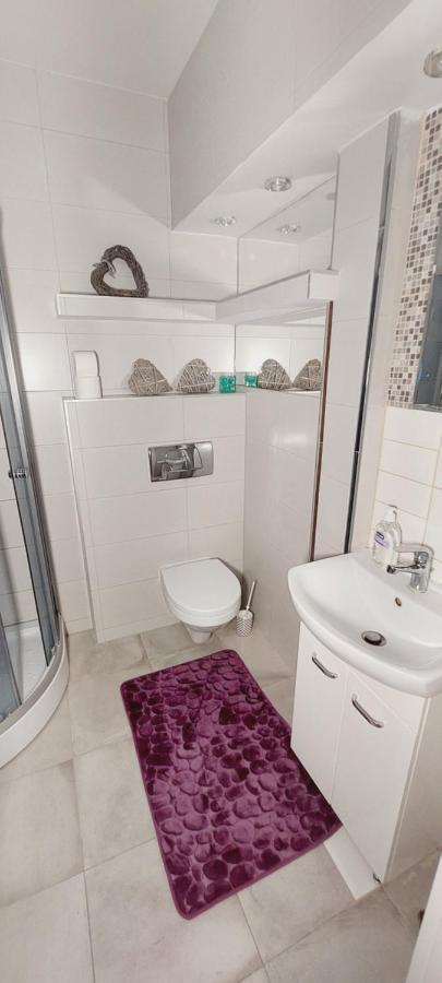 Central Apartments Dluga 1 กดัญสก์ ภายนอก รูปภาพ
